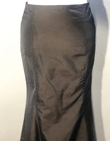 BLACK Satin Skirt – Size 32