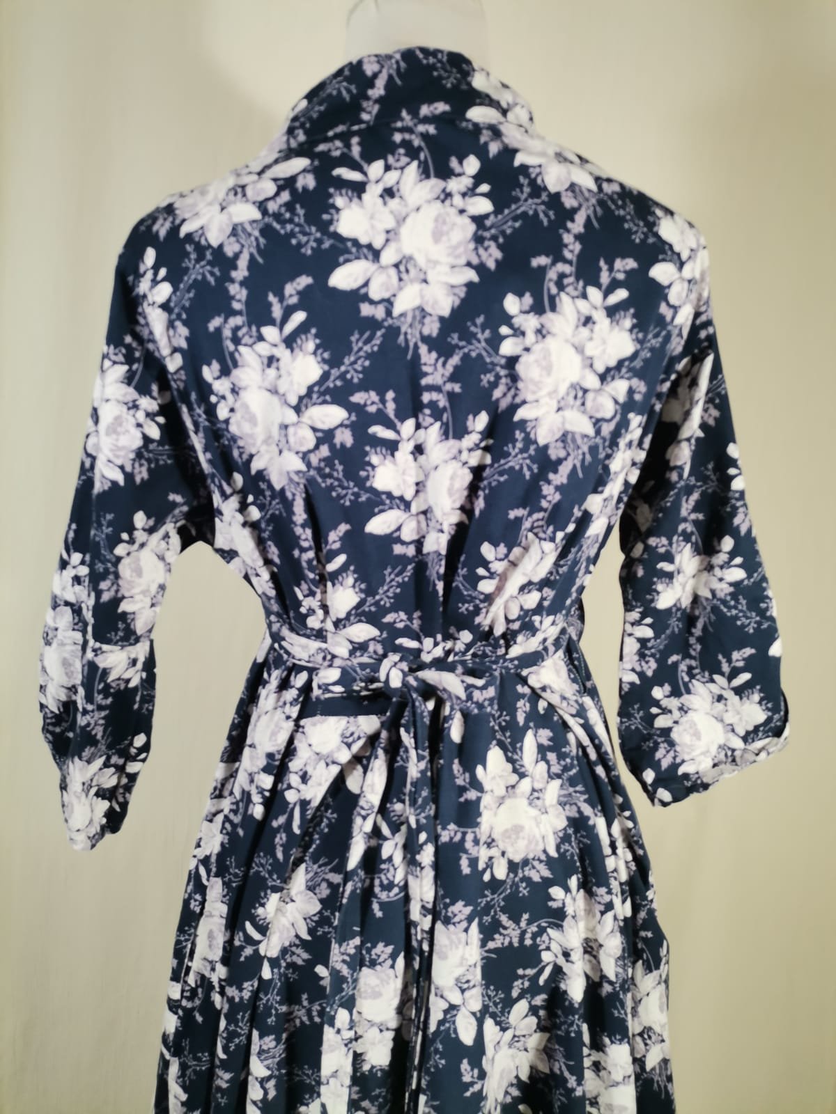 MISS MONEYPENNY Navy Floral Dress – Size L-XL