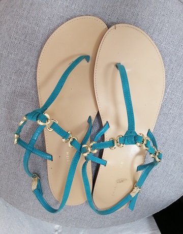 Charles & Keith Thong Sandals – Size UK7/EU41