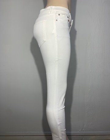 GAP White Skinny Jeans- Size 28