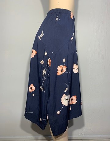 VINCE Navy Blue Floral Skirt- Size XS/S