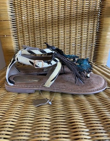 GIA Leather Sandals- Size Size 5