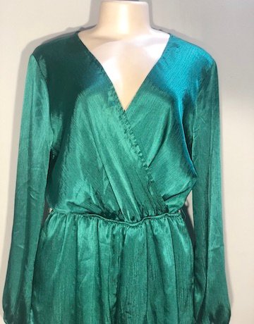 Charlotte Russe EMERALD GREEN Shorts Jumpsuit – Size Large