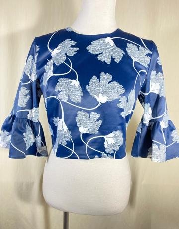 JO BORKETT Blue Floral Crop - Size L/12/36