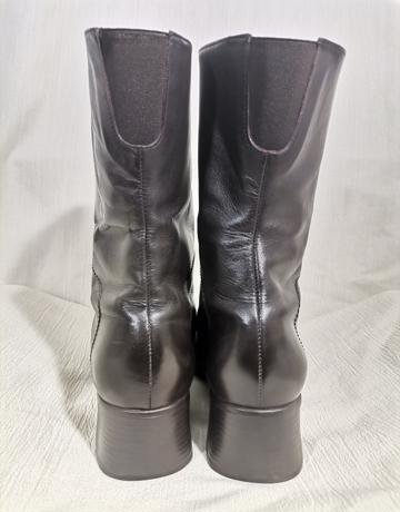 FROGGIE Brown Boots – Size 7