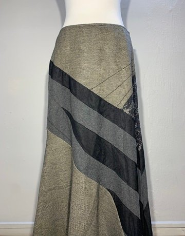 Habits Collection Black And Grey Skirt- Size 2 (SA 36)