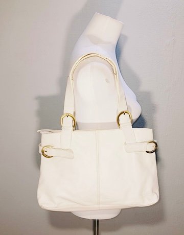 GiGi CLOTTED WHITE Leather Shoulder Bag