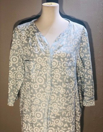 Soul Linen Pale Blue and White Shirt – Size Extra Large