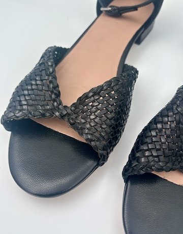 WITCHERY Maisie Flat Size 42 Black