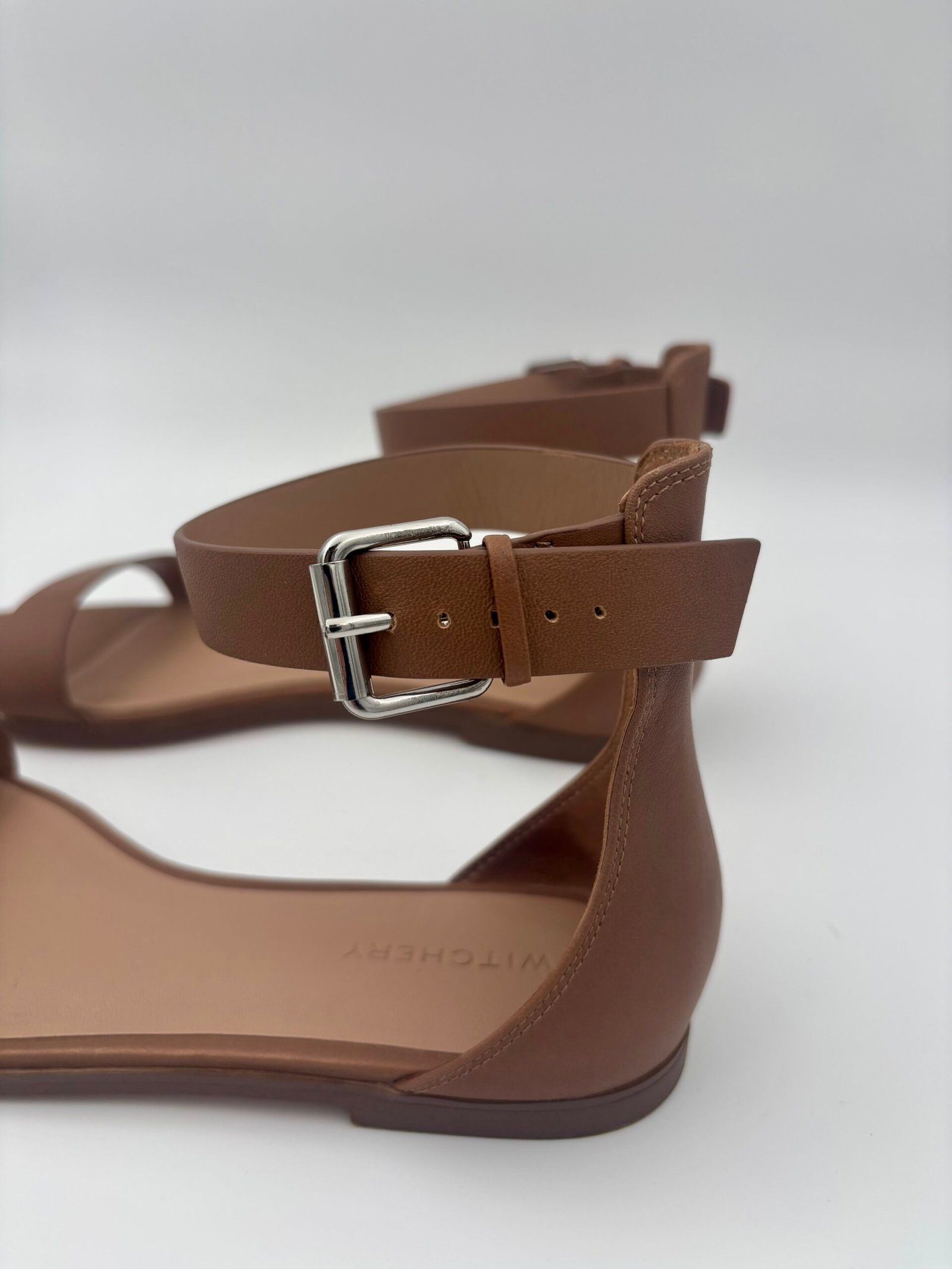 WITCHERY Ankle Strap Flat Sandals Size 41 Tan