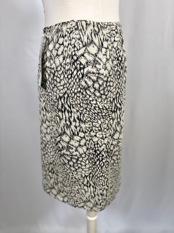 PETER NYGARD Skirt Size 8 - Image 4
