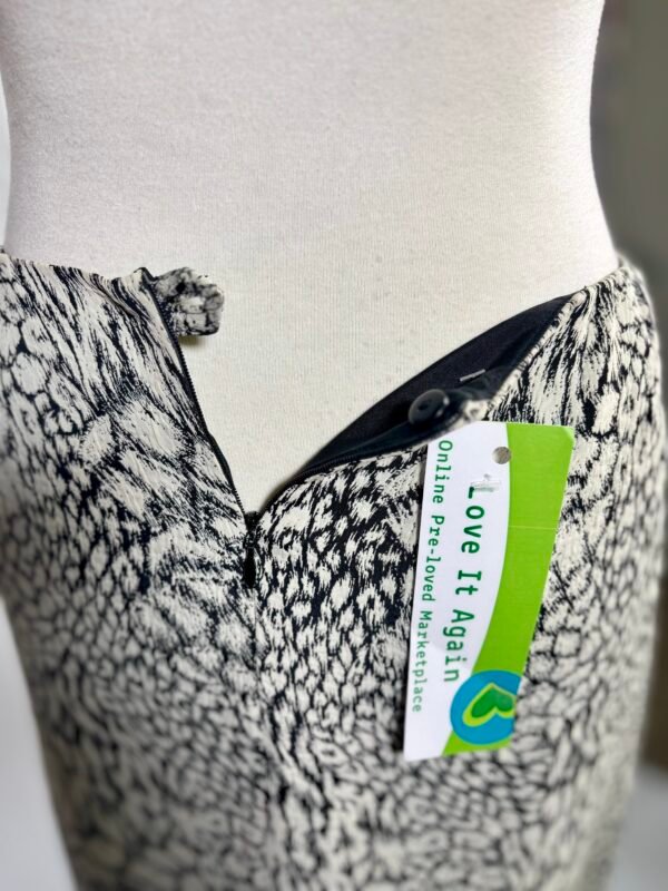 PETER NYGARD Skirt Size 8 - Image 6