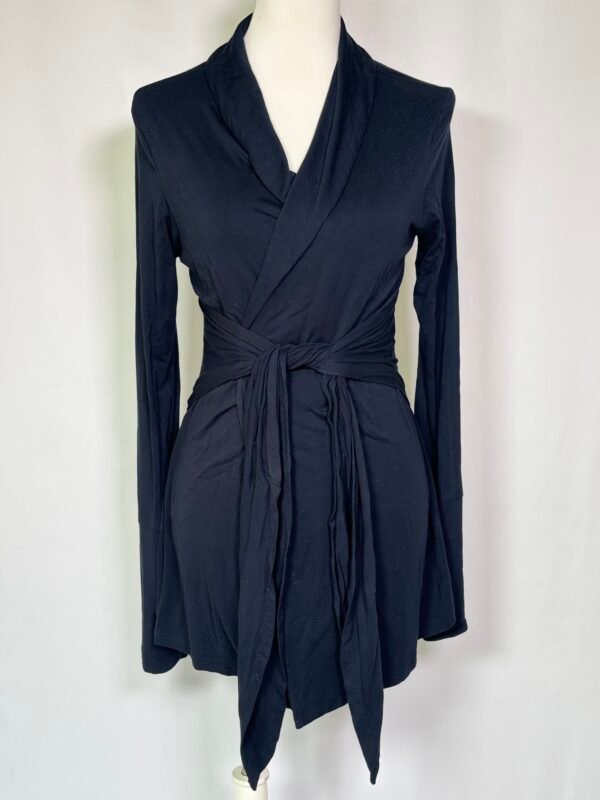SHAKTI SHANTI Wrap Top Size 36