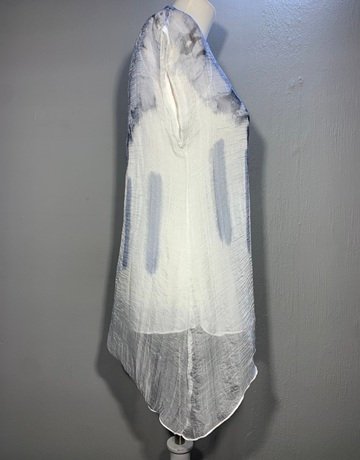 Hammock & Vine Blue And White Top- Size 8