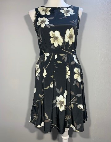 Dorothy Perkins Black Dress- Size UK10