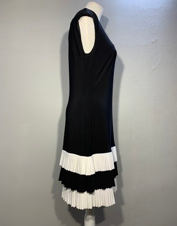 Frank Lyman Black And White Dress- Size UK16