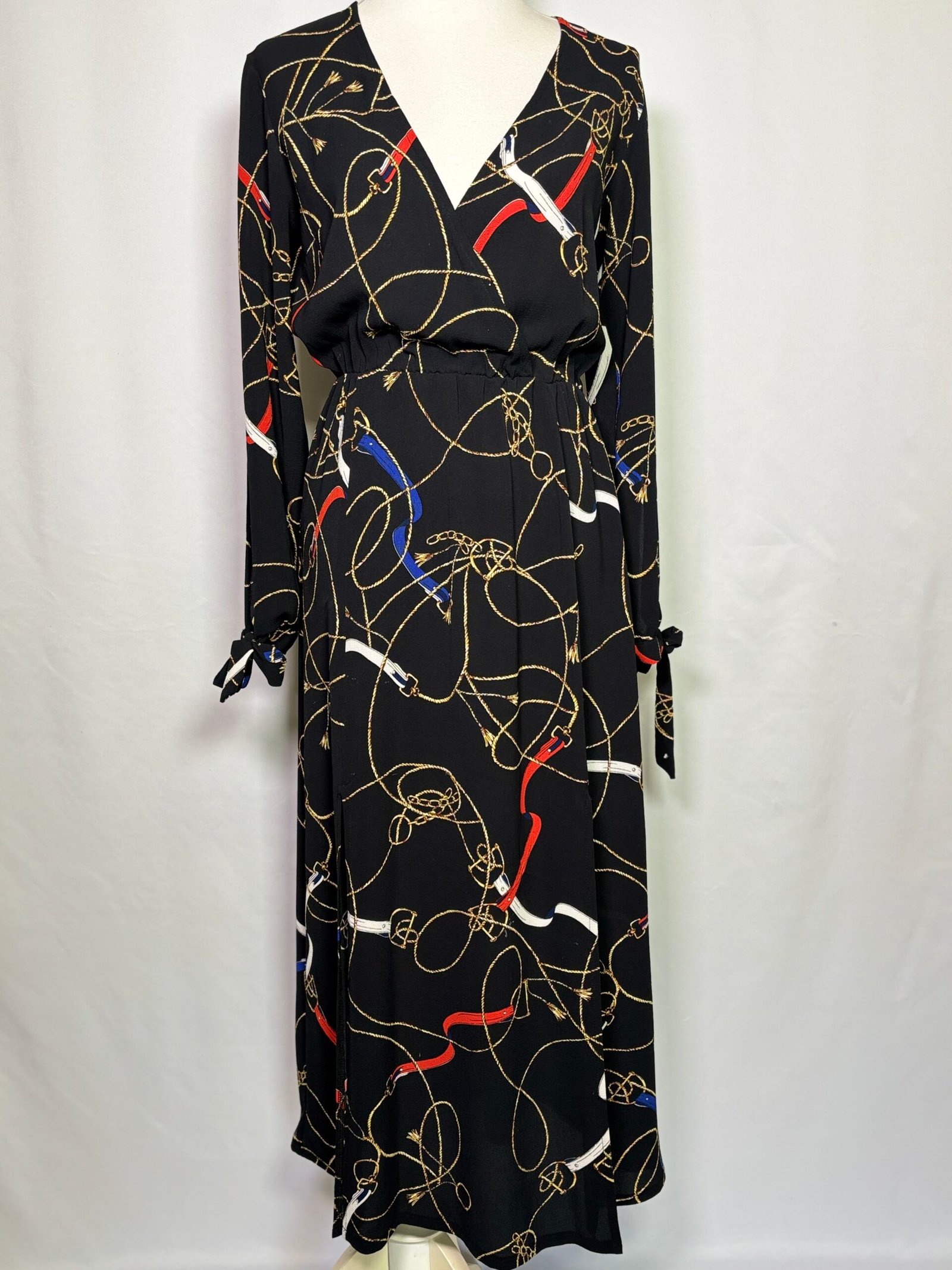 ICON Dress Size M