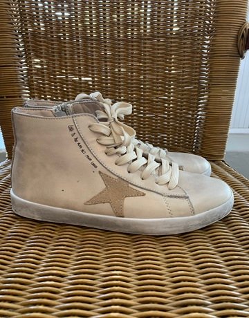 Julz Cream Shoes – Size 6