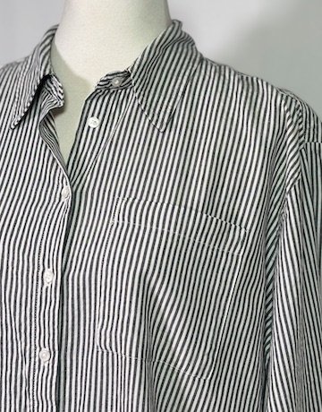 THE BOYFRIEND SHIRT Shirt Size M