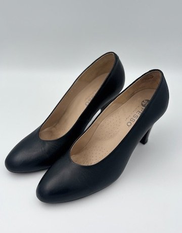 PESSO Heels Size 42