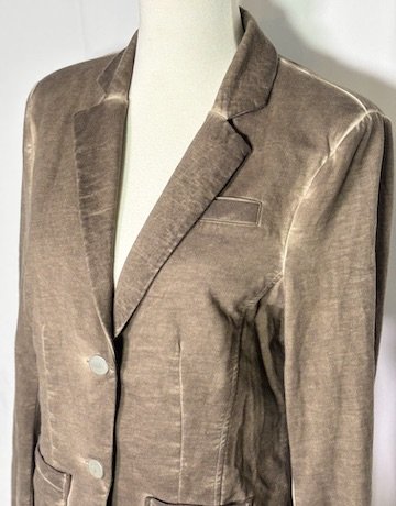 OUI Blazer Size 8USA