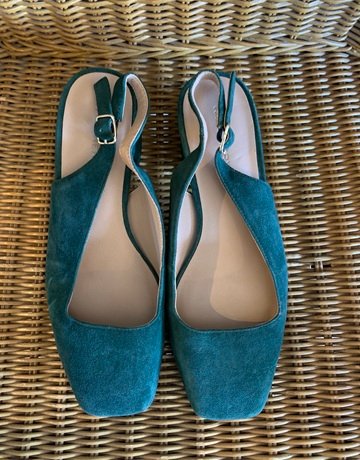 Witchery Green Sandals- Size 39