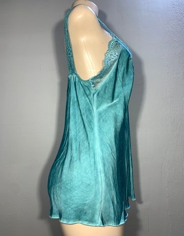 IZZY Teal Top- Size Lage