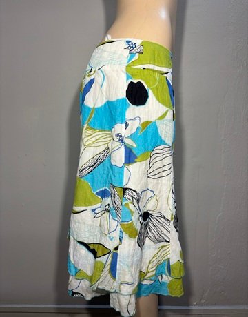 Gerry Weber White And Blue Patterned Skirt- Size UK16 (small make)