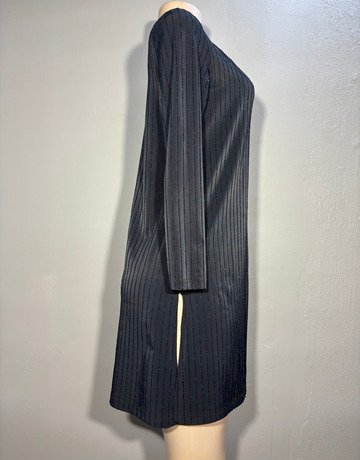 Thomas Red Black Shimmer Long Sleeve Top-/Tunic – Size Medium (SIZE 2)