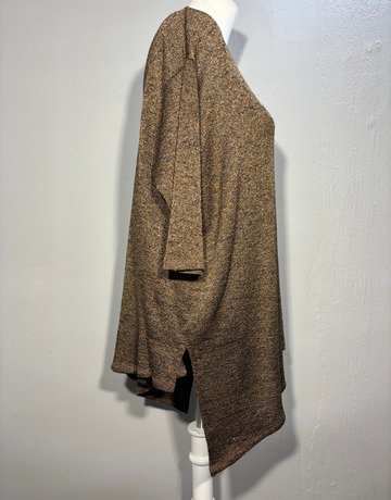 Desray Brown Shimmer Top- Size 32