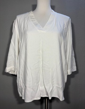 Yaya Women White Top- Size 40