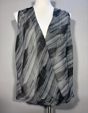 Desray Black And White Mesh Top- Size 36