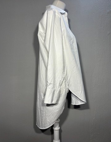 OYSHO White Shirt- Size Small