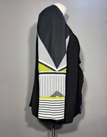 Leigh Schubert Black Patterned Jacket- Size UK 14