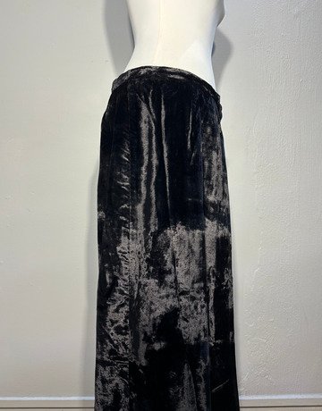 Principles Black Velvet Wrap Skirt- Size UK 14 ( Please note this is a Plain Black Skirt. The grey is the shine of the velvet)