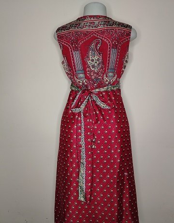 Carol Clark Dress & Pettycoat – Size SA36