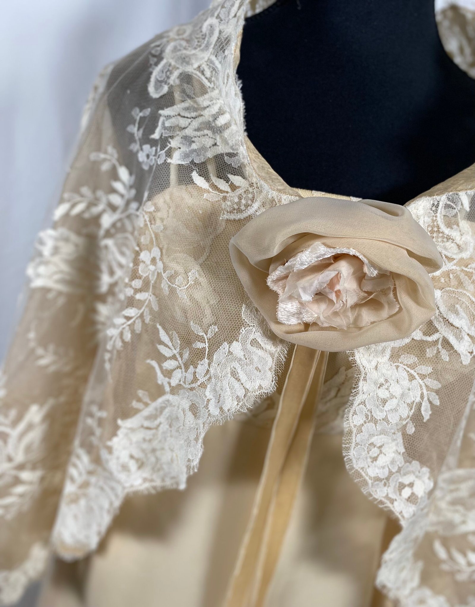 Vintage Wedding/Evening Dress with Lace Cape (early 1980’s) – Size 6