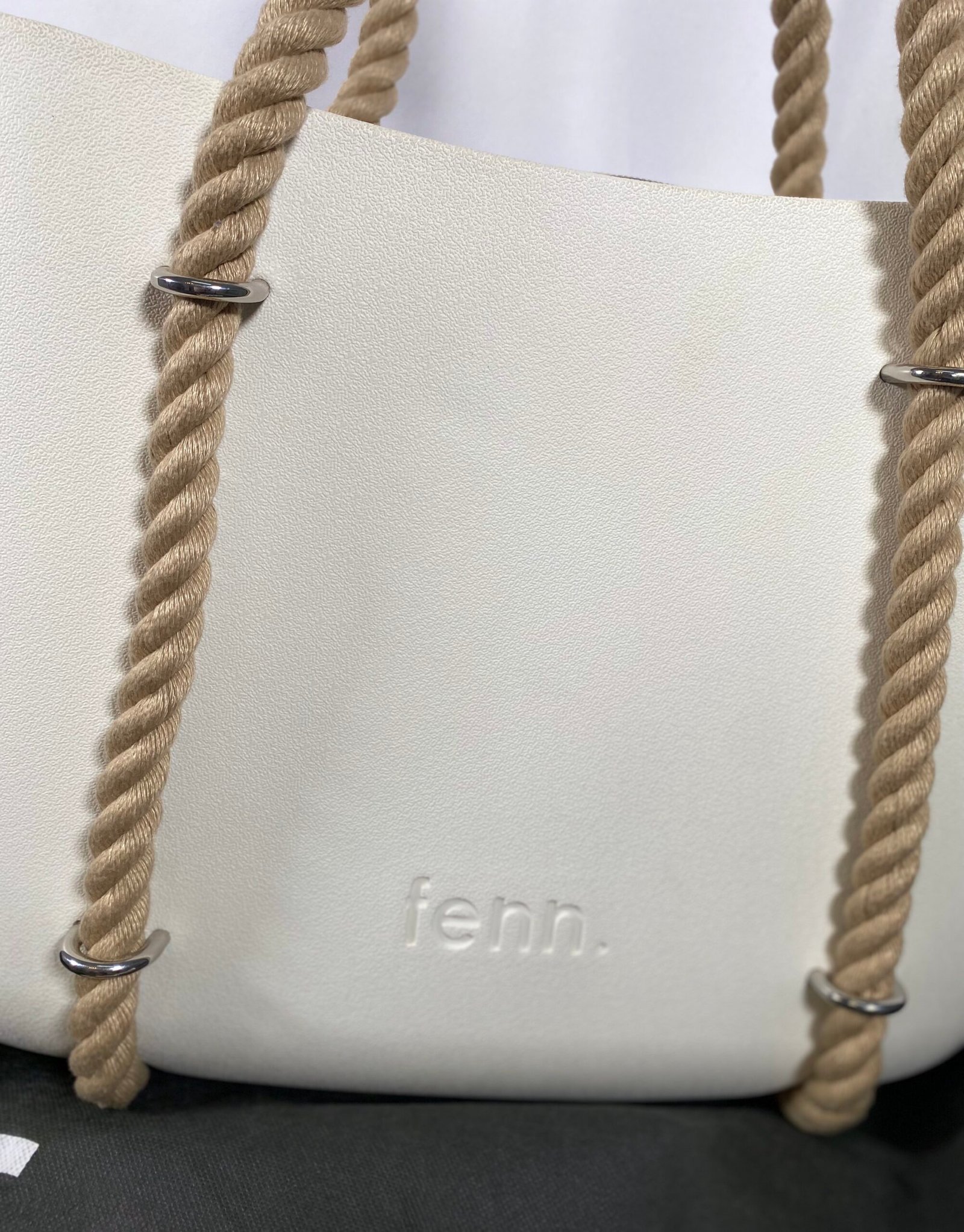 Fenn. Tote Bag with Rope Handels & Dust Bag (brand new – please ask in the shop to view – measurements: 33,5cm length {with handles 55cm in length, 43cm width)