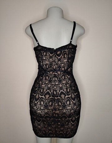 Guess LA Dress – Size Medium