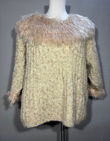 Cream And Pink Top (No Brand Name)- Size Medium