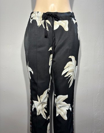 YAYA Women Black And White Pants- Size 40