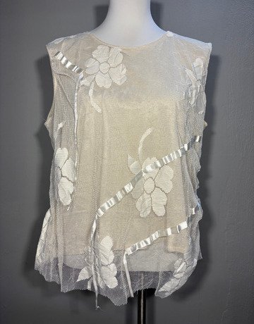 HipHop Cream Top- Size 40