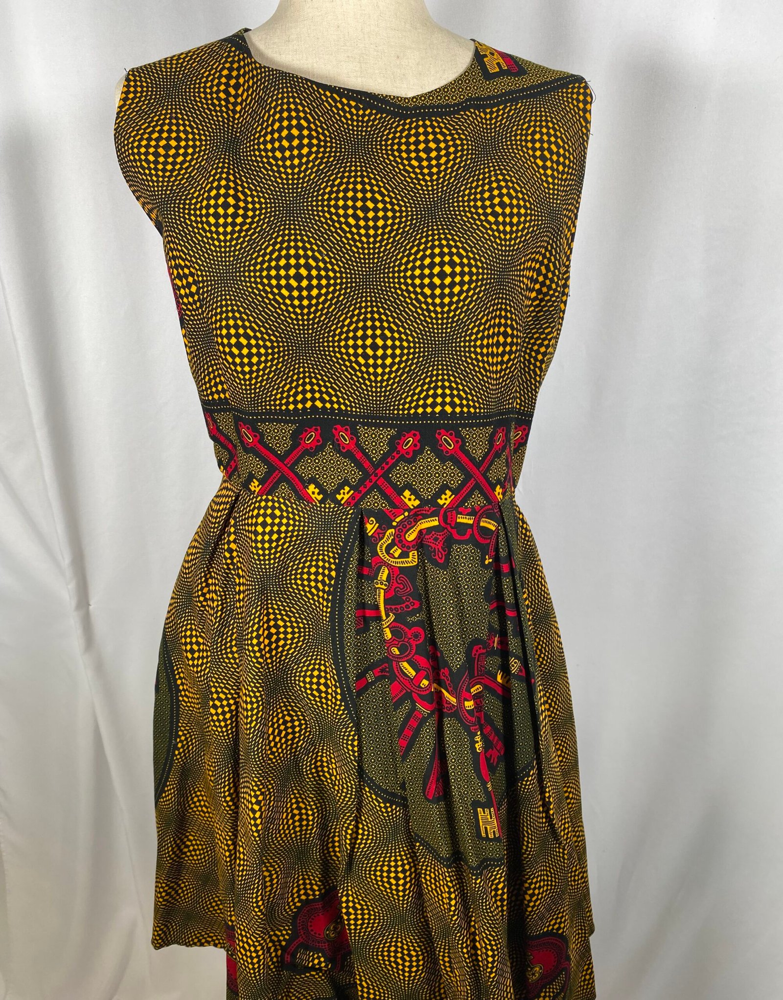 ONA Dress (lined with pockets) - Size: 42