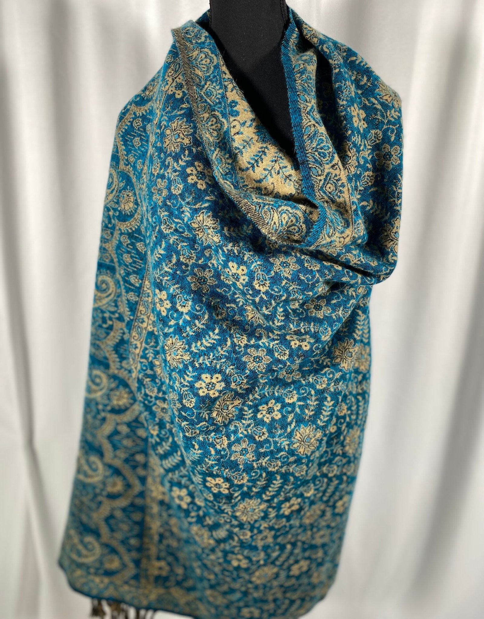 Wool Blend Shawl - Size: Free Size