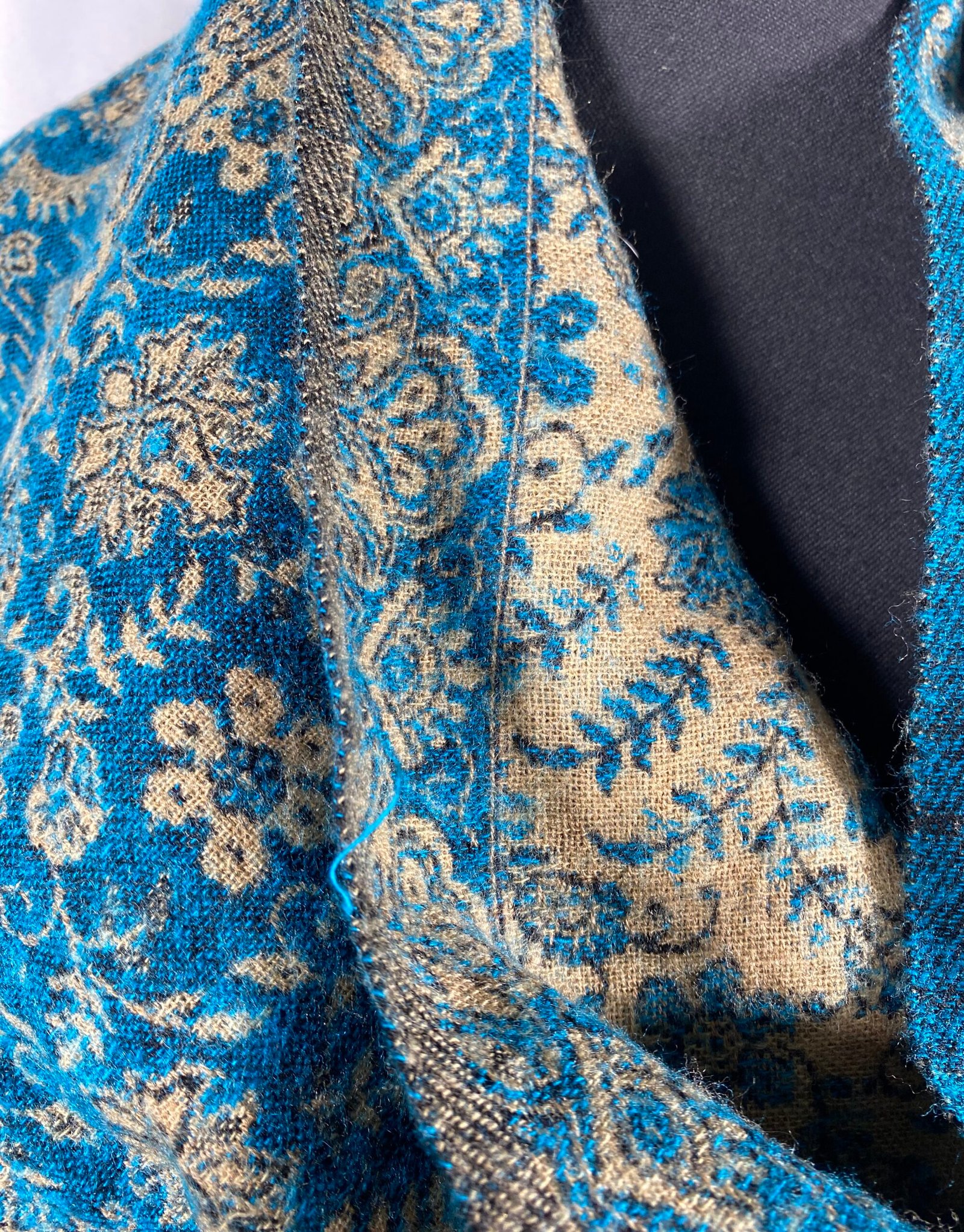 Wool Blend Shawl – Size: Free Size