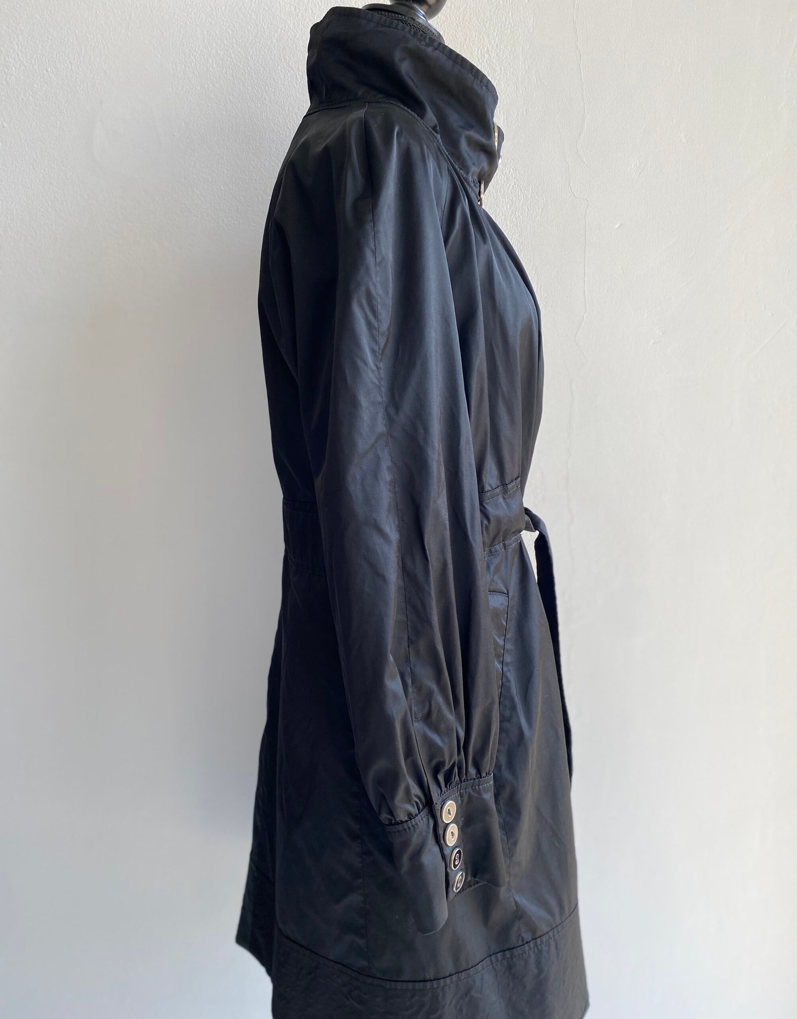 Mango Coat (satin feel) – Size: 12