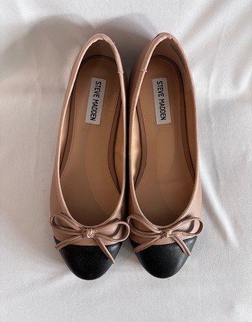 Steve Madden Nude And Black Ballet Flats- Size UK6