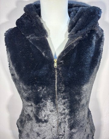 Desray Black Sleeveless Jacket- Size 34