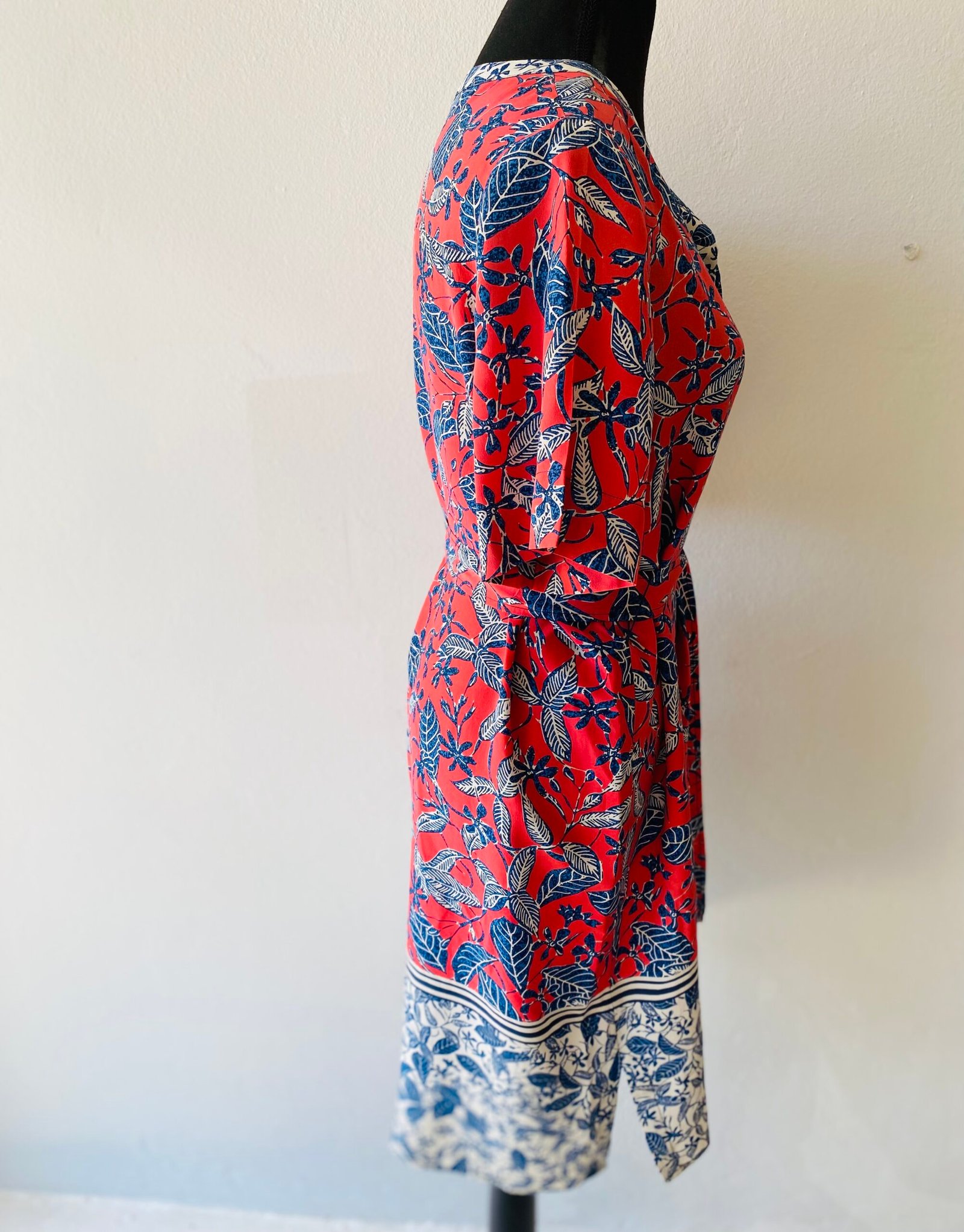 Trenery Dress, 100% silk – Size: 10