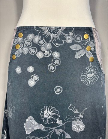 Sway Textiles Blue Floral Skirt- Size. Large